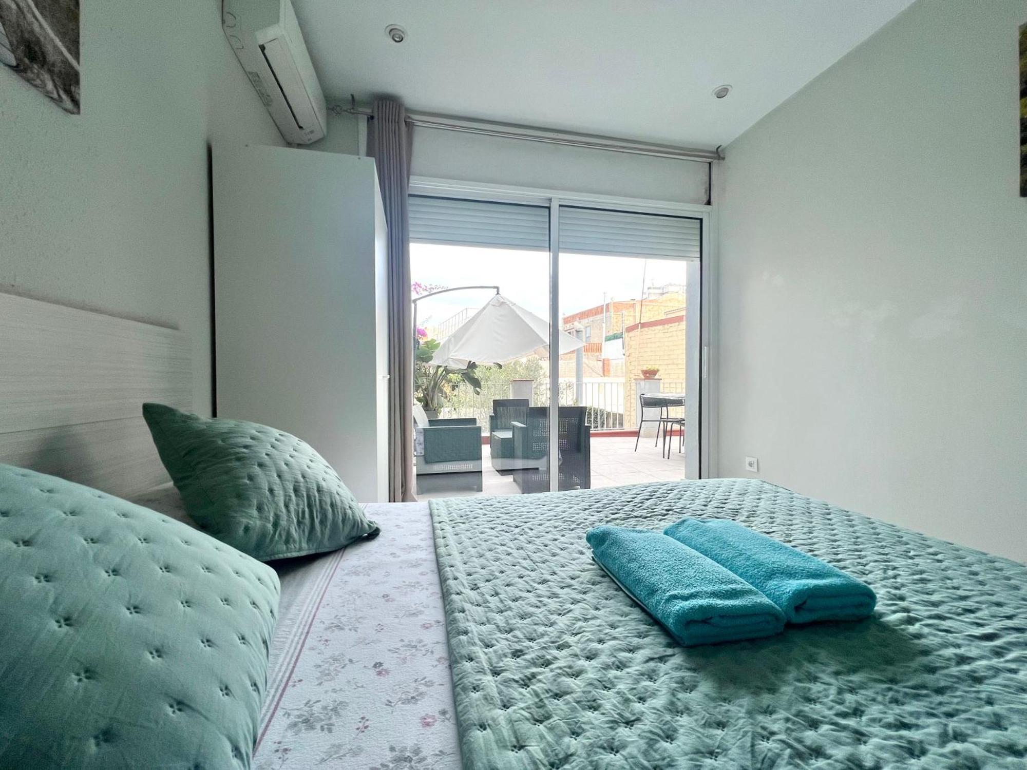 Apartamentos Playa Badalona Luaran gambar
